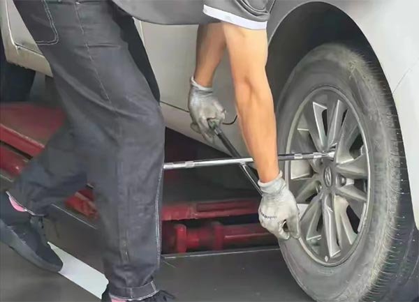 Roadside Assistance Jump Start